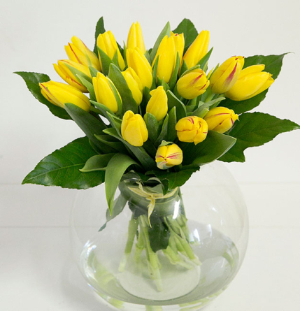 Virágposta - Sárga tulipánok - tavaszi csokor
